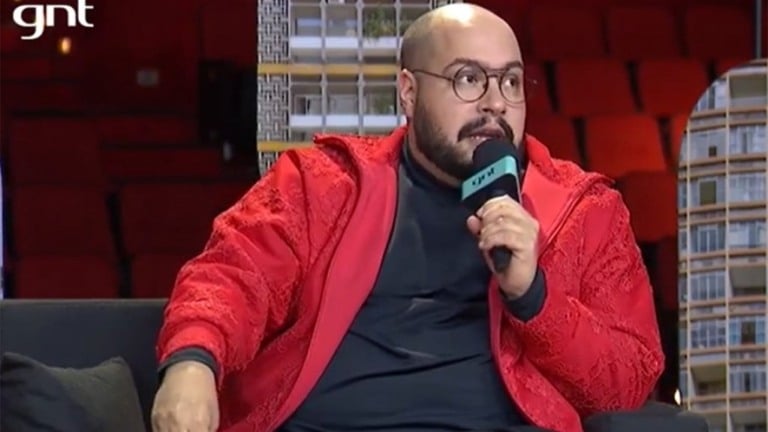 "Tem dia que não quero olhar no espelho", diz Tiago Abravanel sobre o corpo