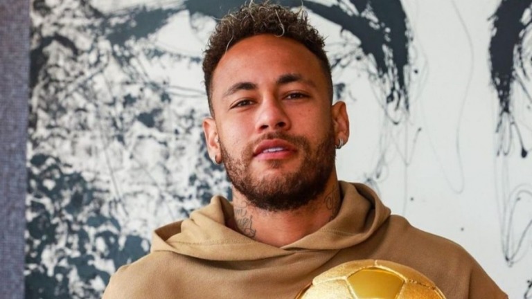 Neymar fará 'arráia' com famosos e show de Wesley Safadão