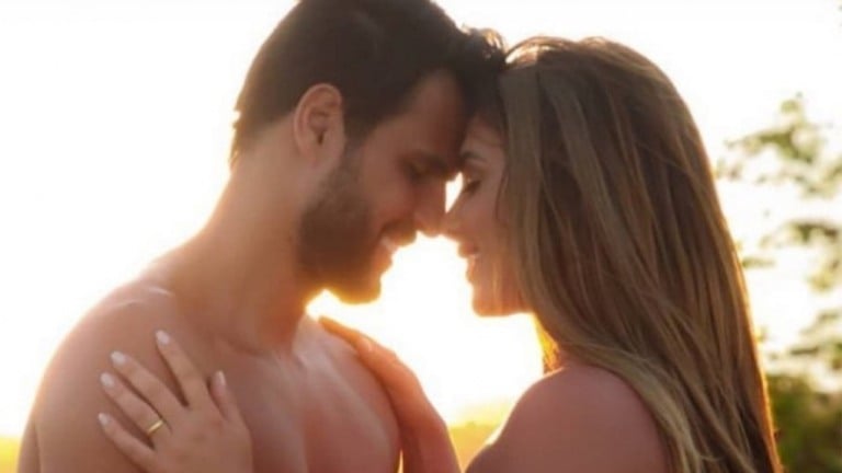 Nicole Bahls diz que casamento terminou por "desgaste natural"