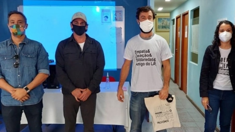 Instituto Lar recebe visita de Kayky Brito: "Ajude o próximo. Seja solidário"
