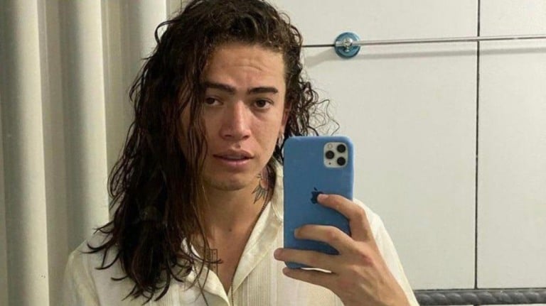 "Dói tanto", diz Whindersson Nunes ao mostrar caixinhas de lembranças do filho