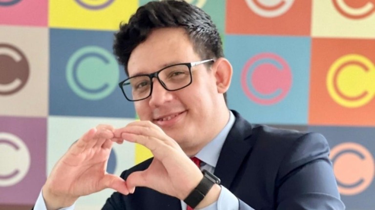 Líder de audiência, Erlan Bastos completa 1 ano no comando do Balanço Geral CE