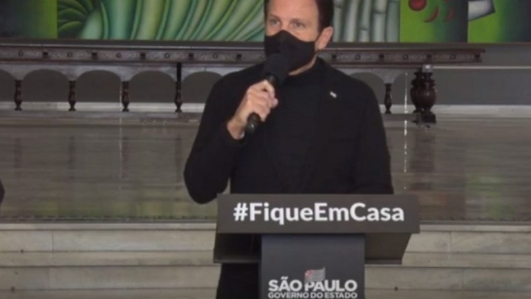 Governo vai excluir fases do Plano SP e amplia horário do comércio