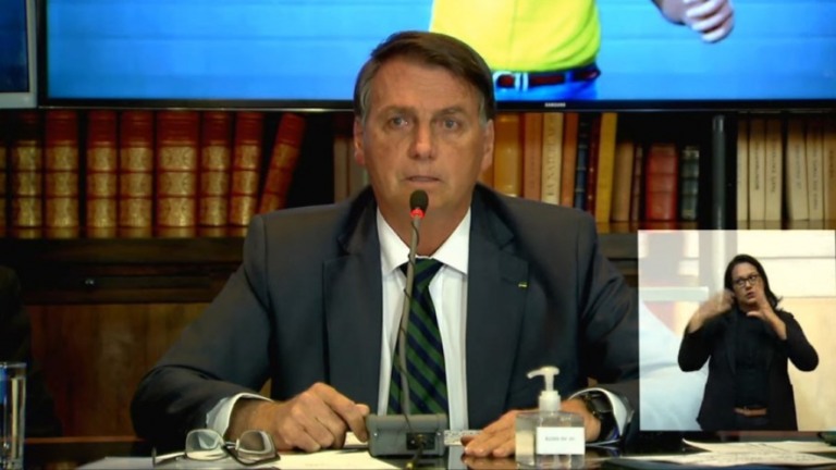 Em live, Bolsonaro exibe vídeo que não prova fraude nas urnas eletrônicas