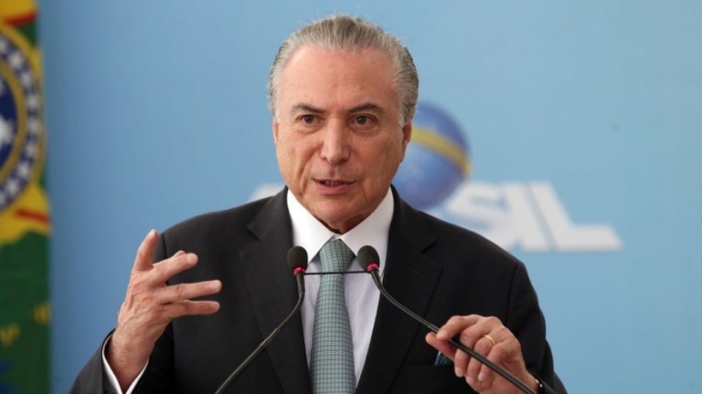 Temer diz que ataques de Bolsonaro a TSE e STF são 'inúteis e inconstitucionais'