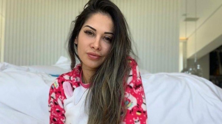 Mayra Cardi gasta R$ 15 mil em mercado: "Funcionários comem mesmo que eu"