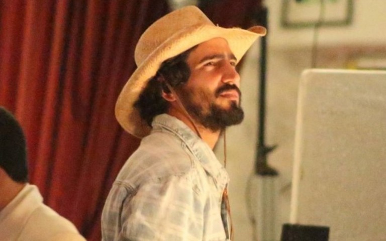 "Pantanal": Renato Góes surge pela primeira vez como José Leôncio