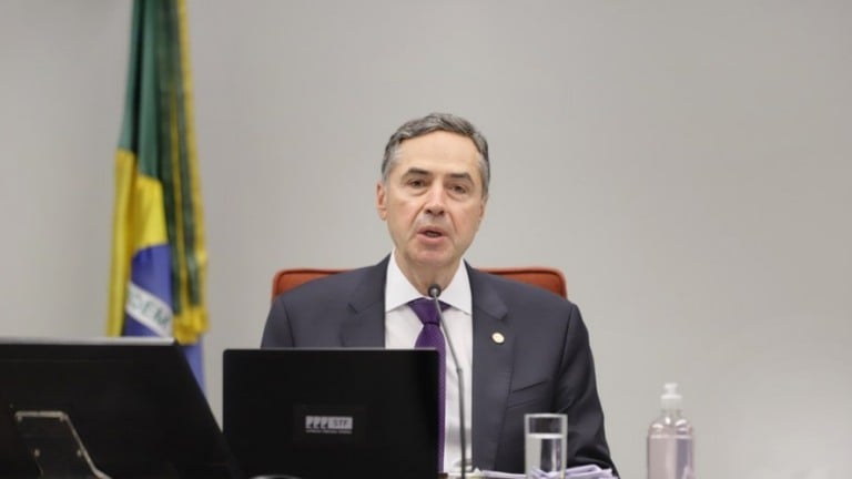 Sem citar Bolsonaro, Barroso afirma: "Meu universo vai muito além do cercadinho"