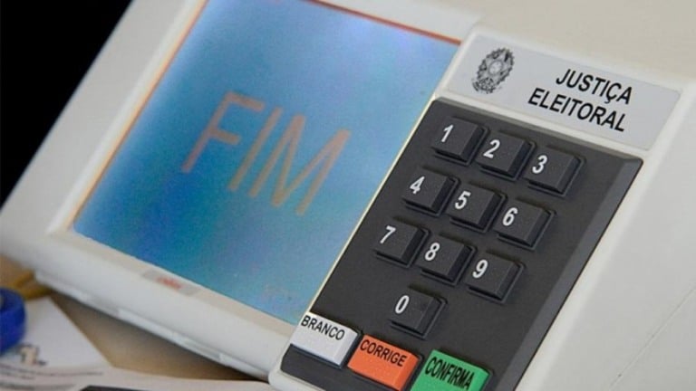 Auditoria de urnas eletrônicas, permitida pelo TSE, só foi usada pelo PT