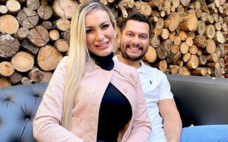 Andressa Urach anuncia que está grávida