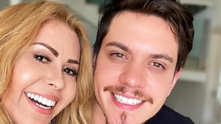 Filho de Joelma sela paz com a mãe após brigas por morar com Ximbinha