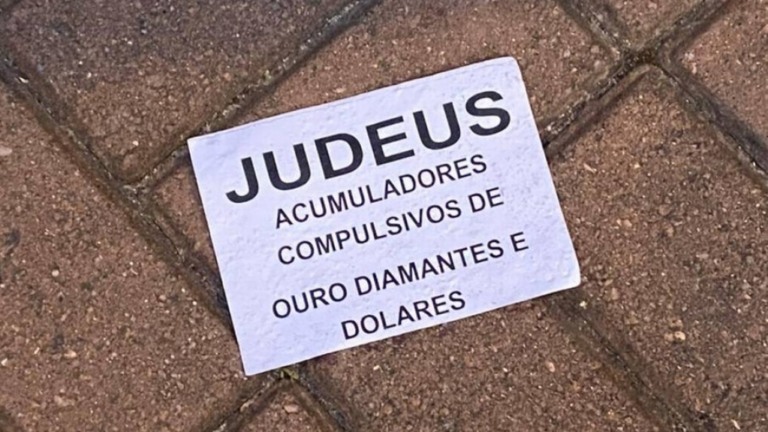 Polícia apura ofensas a judeus em bilhetes jogados em ruas de condomínios no Rio