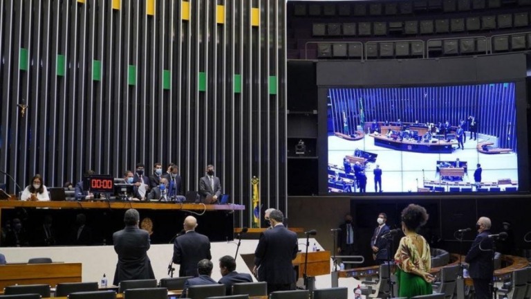 PEC do Voto Impresso: Câmara rejeita proposta e impõe derrota a Bolsonaro
