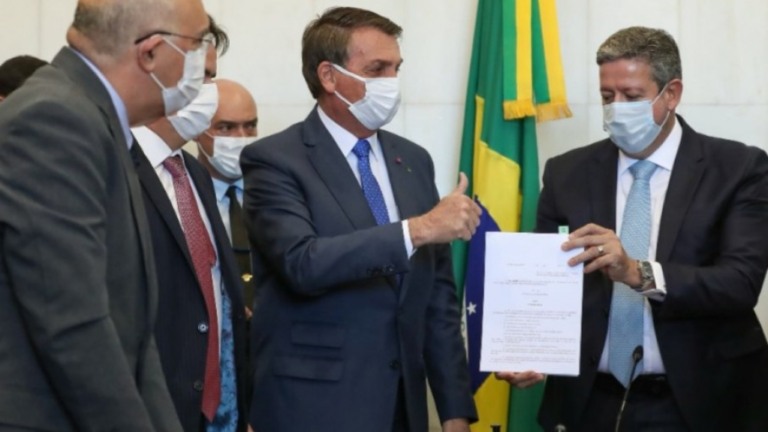 Novo Bolsa FamÃlia: órgão critica falta de transparência na MP do AuxÃlio Brasil Novo Bolsa FamÃlia: órgão critica falta de transparência na MP do AuxÃlio Brasil