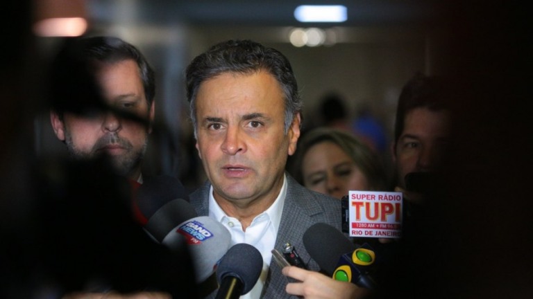 Voto impresso: Aécio diz que pretende "trazer de volta o tema após 2022"
