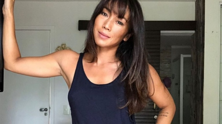 Danni Suzuki conta que via espíritos com frequência: "Suava de pingar"