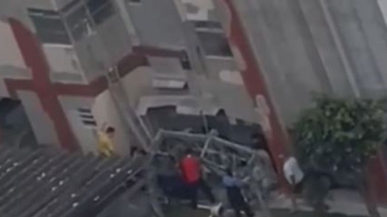 Andaime despenca e deixa homem ferido em São Paulo