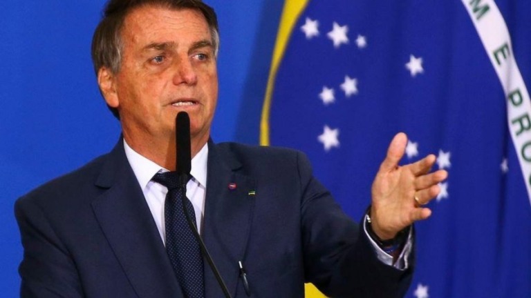 Bolsonaro procura costurar alternativa ao voto impresso com Judiciário