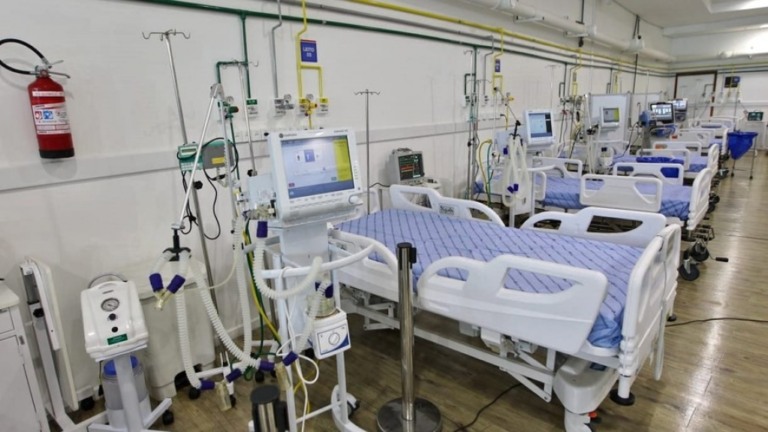 Covid-19: Síndrome respiratória aguda grave pode voltar a crescer no país