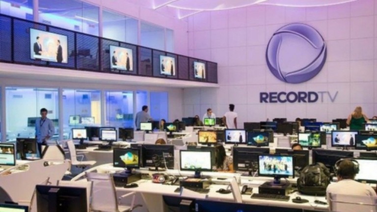 Record TV apresenta manual para jornalistas com regras e vetos Record TV apresenta manual para jornalistas com regras e vetos