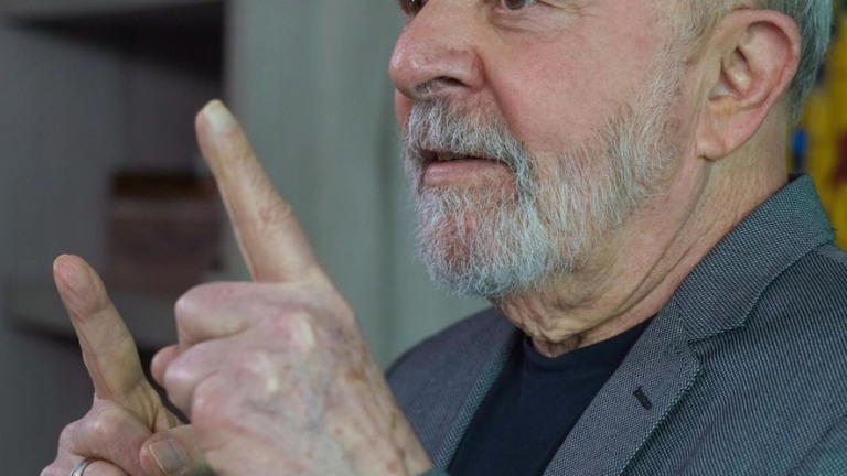 Nunca tive tanta vontade de ser presidente igual eu tô com 75 anos, diz Lula