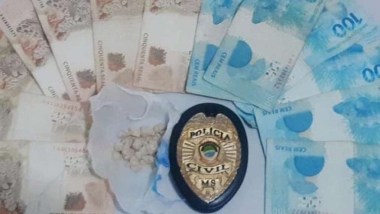 Adolescente é detido após se enganar e tentar vender drogas a policiais em MS