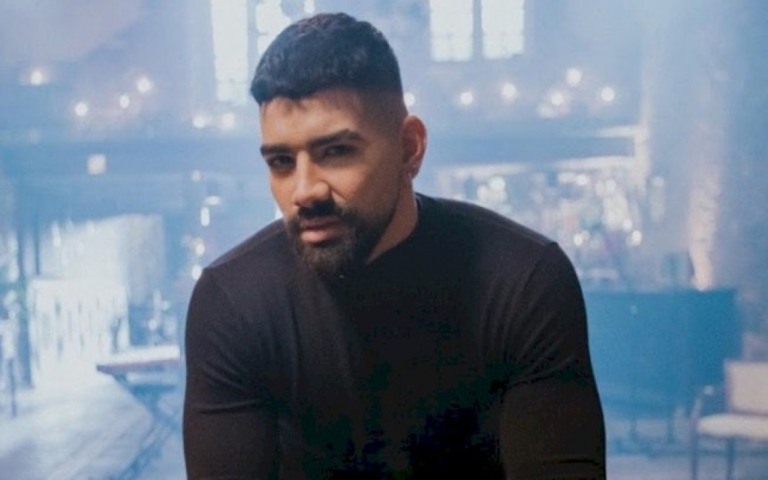 Exclusivo: Dilsinho anuncia novo álbum "Garrafas e Bocas"