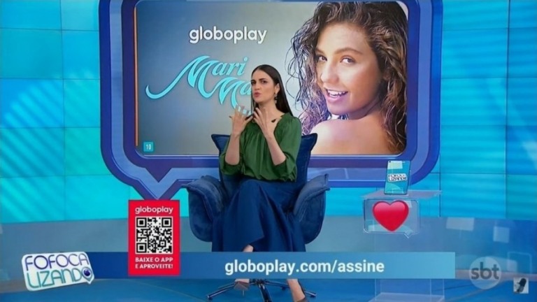 Apresentadores do "Fofocalizando" surpreendem com propaganda do Globoplay