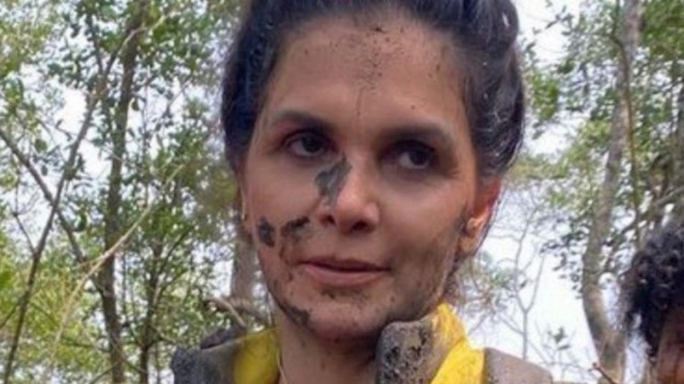 Luiza Ambiel desmaia em reality e desabafa: "Medo de ter um infarto"