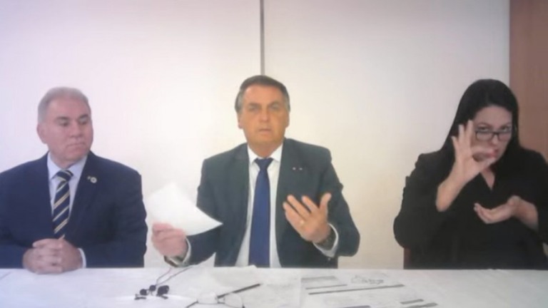 ICMS único em combustíveis é novo ataque de Bolsonaro a governadores; entenda