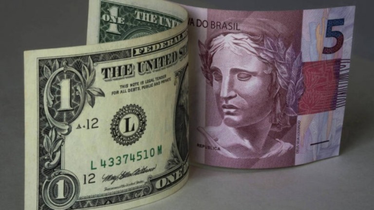 Dólar abre em alta com investidores apreensivos com a fala de Fux