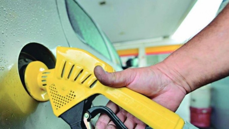Gasolina, etanol e diesel estão entre os itens que mais subiram de preço em 2021