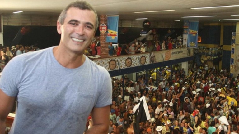 Carnavalesco Paulo Barros tem alta de hospital após se submeter a angioplastia
