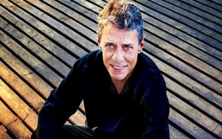 Chico Buarque anuncia livro "Anos de Chumbo e Outros Contos"