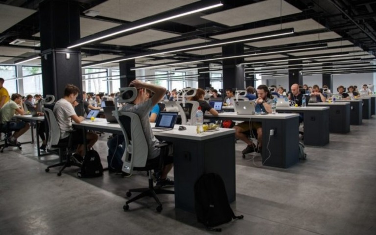 TIM, Zé Delivery, Descomplica e mais abrem 670 vagas em tecnologia