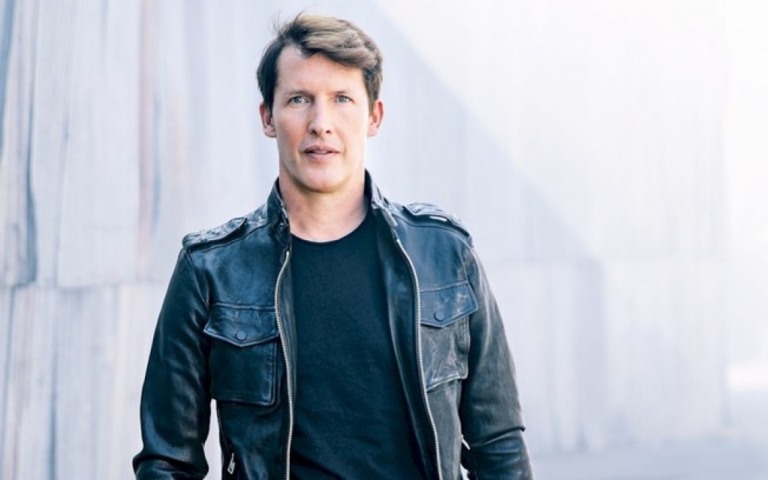 James Blunt: ouça a faixa "Love Under Pressure"