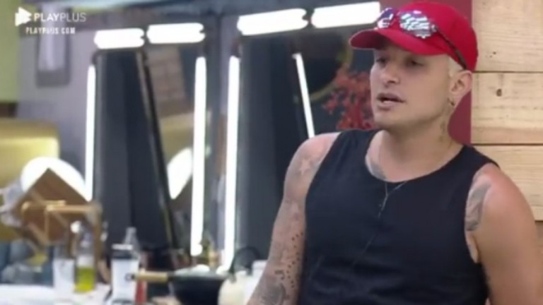 'A Fazenda 13': Dayane Mello e MC Gui fazem barraco por 'treta do dedo'