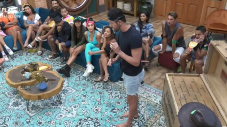 'A Fazenda 13': Rico detona Mileide e acusa peoa de esconder comida; veja vídeo