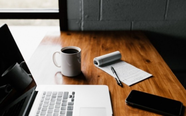 Como evitar vagas de emprego falsas no WhatsApp e outras plataformas