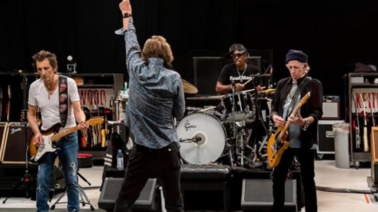 Rolling Stones: conheça o baterista substituto de Charlie Watts
