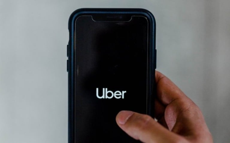 Uber é acusada de banir 15 mil motoristas por cancelamento excessivo