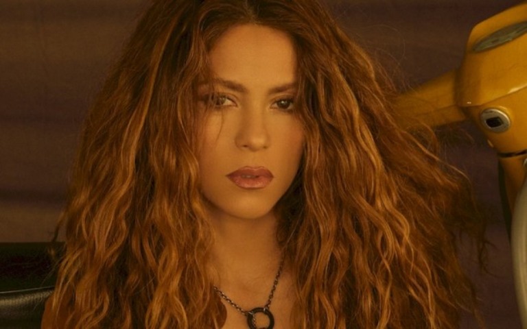 Shakira lança o remix de "Don’t Wait Up" assinado por DJ Riton