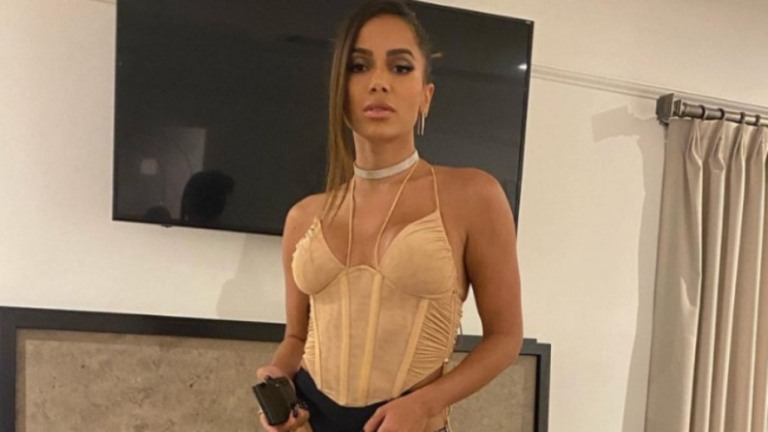 Ausência de Anitta: falta de indicação ao Grammy Latino revolta fãs da cantora