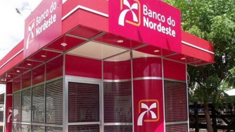 Após reclamação de Bolsonaro, presidente do Banco do Nordeste é exonerado