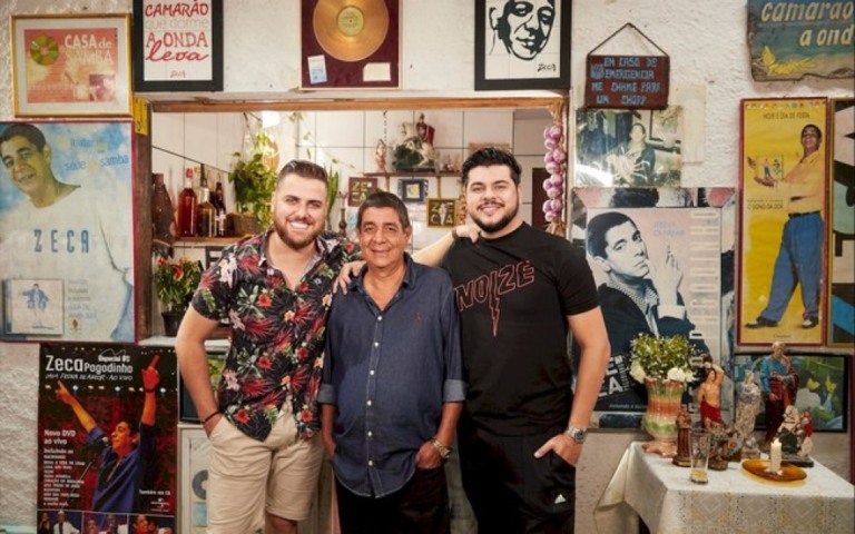 Zeca Pagodinho lança a faixa "Turma da Espuma" com Zé Neto e Cristiano