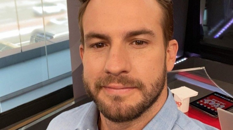 Apresentador da CNN assume namoro com médico: 'É um caso raro'