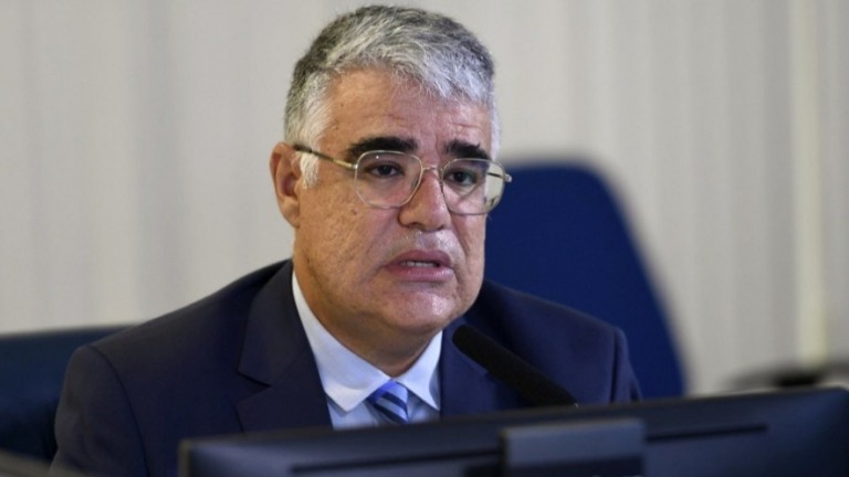 Girão promete entregar relatório paralelo na CPI da Covid