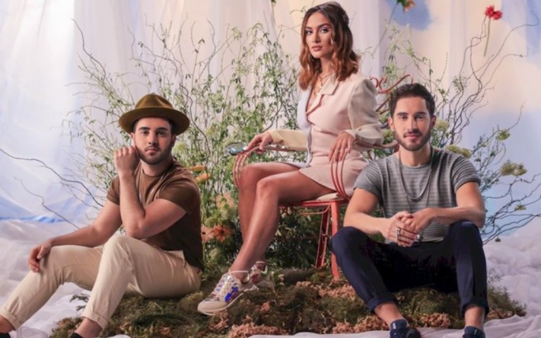 Melim apresenta show "Amores e Flores" em São Paulo