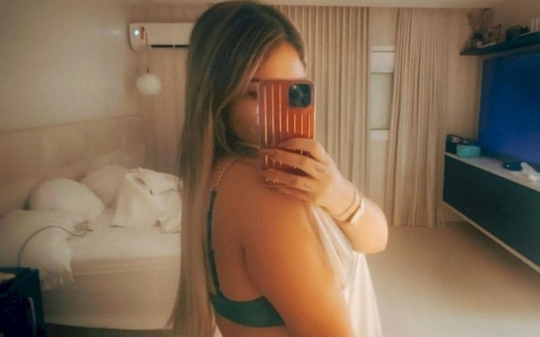 Marília Mendonça posta foto de biquíni e chama a atenção na internet