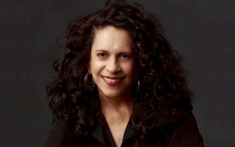 Gal Costa estreia novo show "As Várias Pontas de uma Estrela" em São Paulo